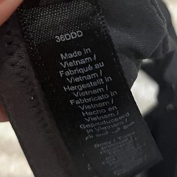 Skims Fits Everybody Unlined Demi Bra - Picture 5 of 5